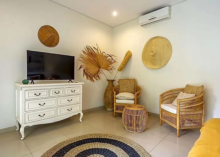 Lara By Five Elements Villa